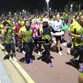 Runner Photo 6545089