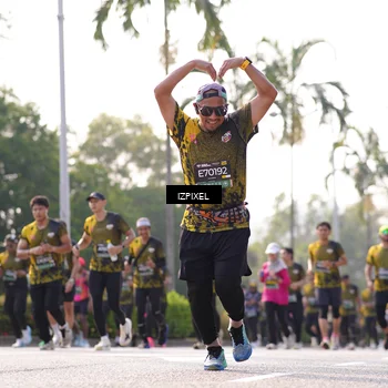 Runner Photo 6545137