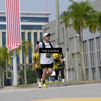 Runner Photo 6545183