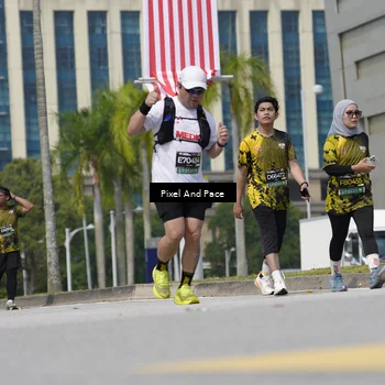 Runner Photo 6545184