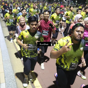 Runner Photo 6545189