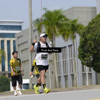 Runner Photo 6545228