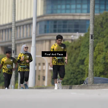 Runner Photo 6545286