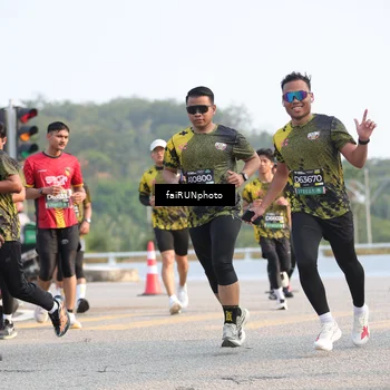 Runner Photo 6545298