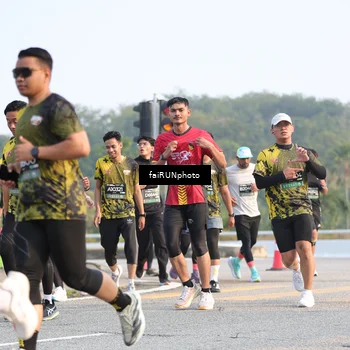 Runner Photo 6545349