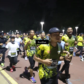 Runner Photo 6545363