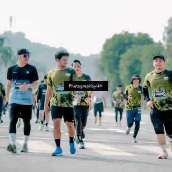 Runner Photo 6545372