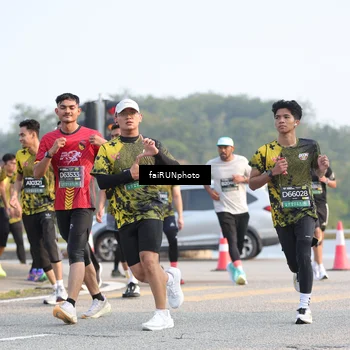 Runner Photo 6545379