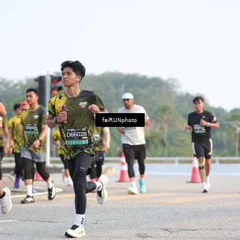 Runner Photo 6545394