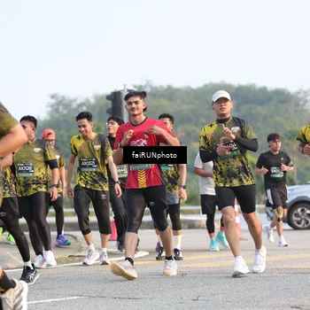 Runner Photo 6545395