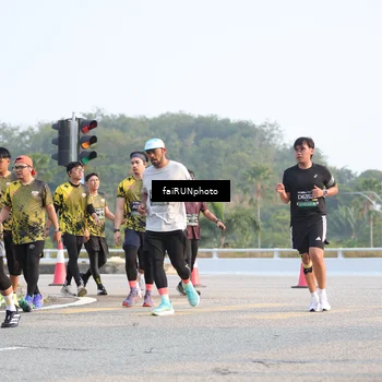 Runner Photo 6545444