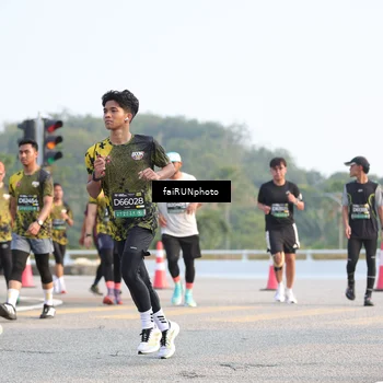 Runner Photo 6545445