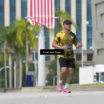 Runner Photo 6545462