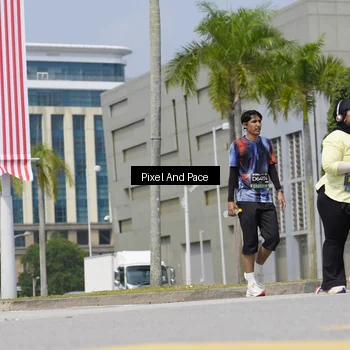 Runner Photo 6545528