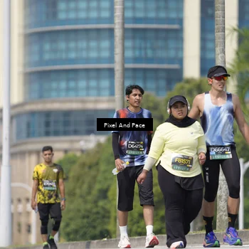 Runner Photo 6545647