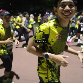 Runner Photo 6545657