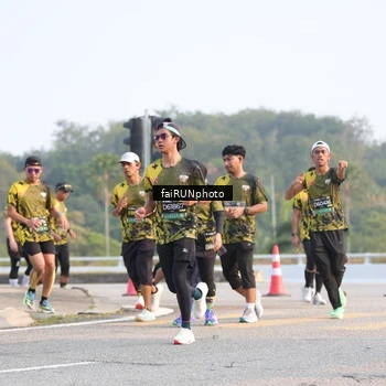 Runner Photo 6545669