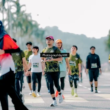Runner Photo 6545689