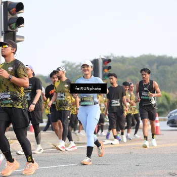 Runner Photo 6545727