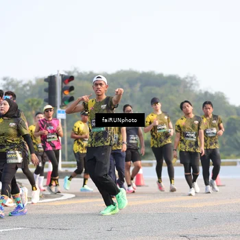 Runner Photo 6545753