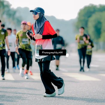 Runner Photo 6545768