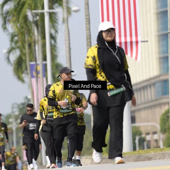 Runner Photo 6545849