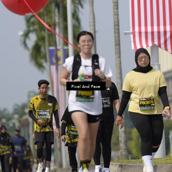 Runner Photo 6545884
