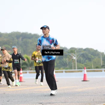 Runner Photo 6545901