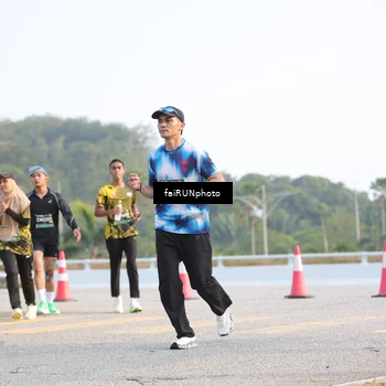 Runner Photo 6545905