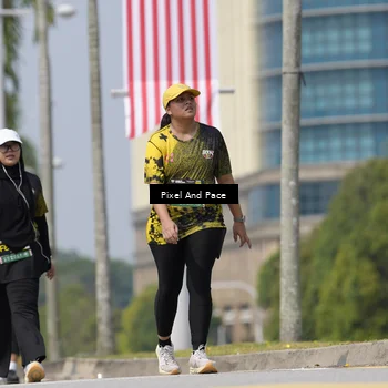Runner Photo 6545912