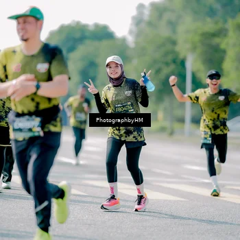 Runner Photo 6545975