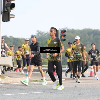 Runner Photo 6545981