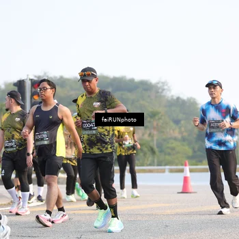 Runner Photo 6546006