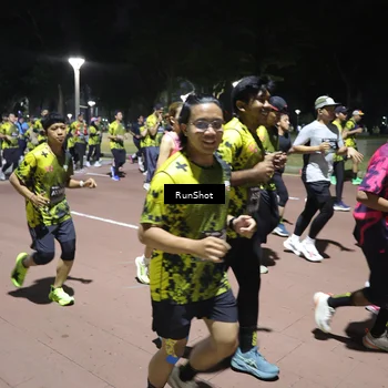 Runner Photo 6546013