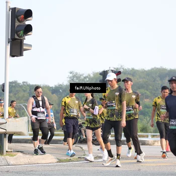 Runner Photo 6546042
