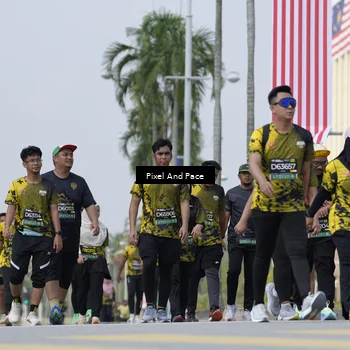 Runner Photo 6546045