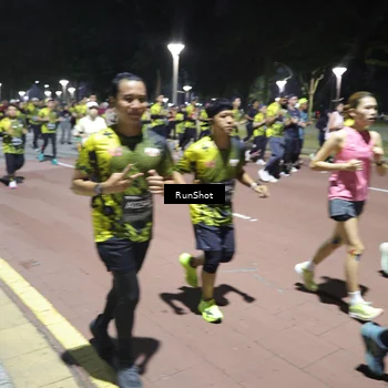 Runner Photo 6546046