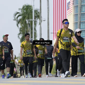 Runner Photo 6546051