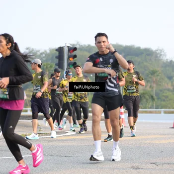 Runner Photo 6546052