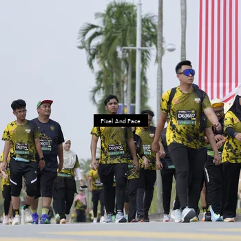 Runner Photo 6546054