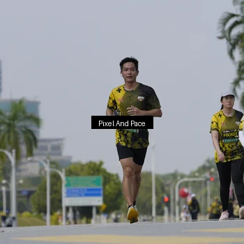 Runner Photo 6546072