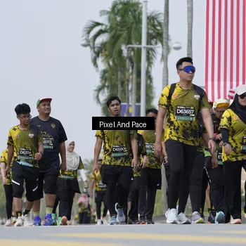 Runner Photo 6546073