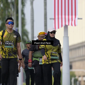 Runner Photo 6546088
