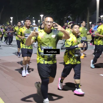 Runner Photo 6546099