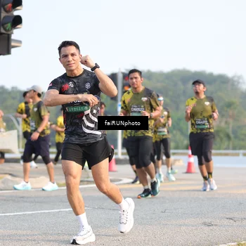 Runner Photo 6546104