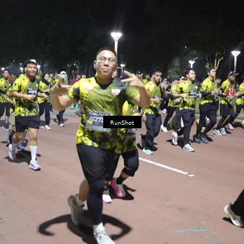 Runner Photo 6546137