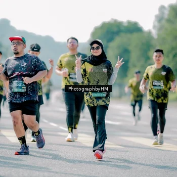 Runner Photo 6546168