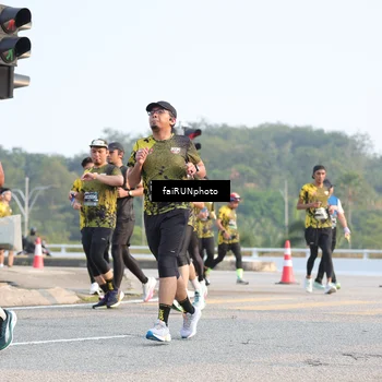 Runner Photo 6546185