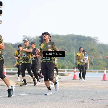 Runner Photo 6546198