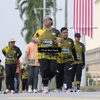 Runner Photo 6546199